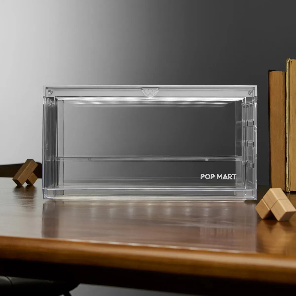 POPMART 100% Assemblable Lighted Display Container