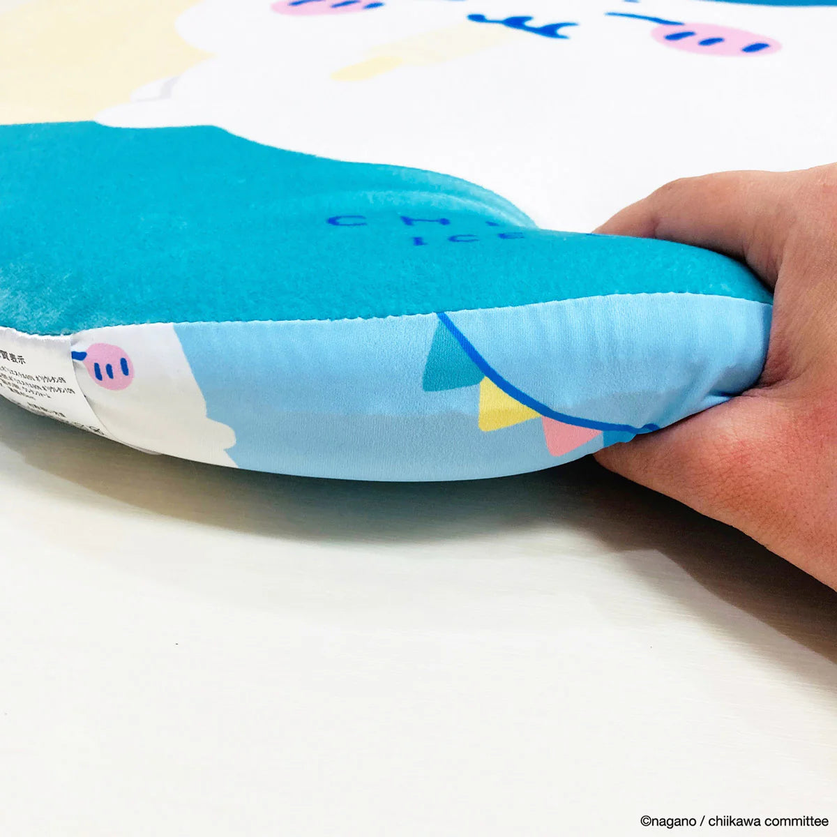 Chiikawa Cooling Seat Cushion (Hachiware)