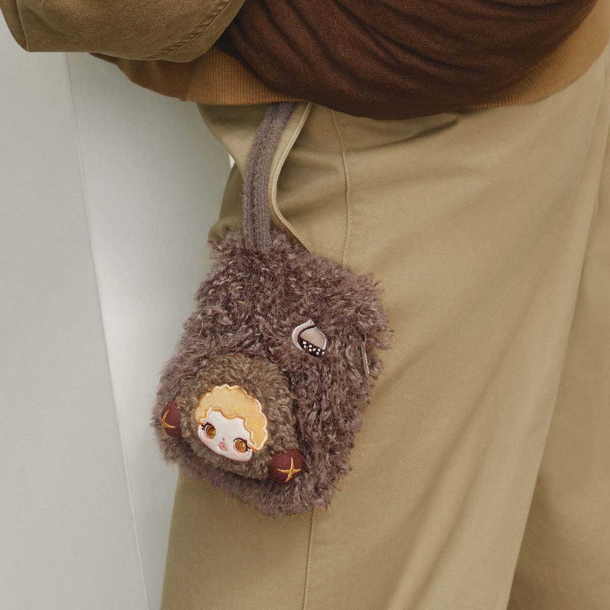 POPMART SKULLPANDA You Found MeSeries Plush Mini Bag