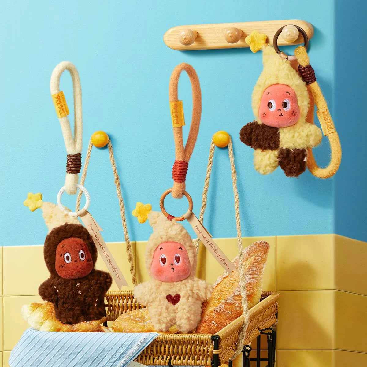 POPMART Twinkle Twinkle Savor the Moment Series-Fresh-Baked Mini Cookies Plush Pendant Blind Box