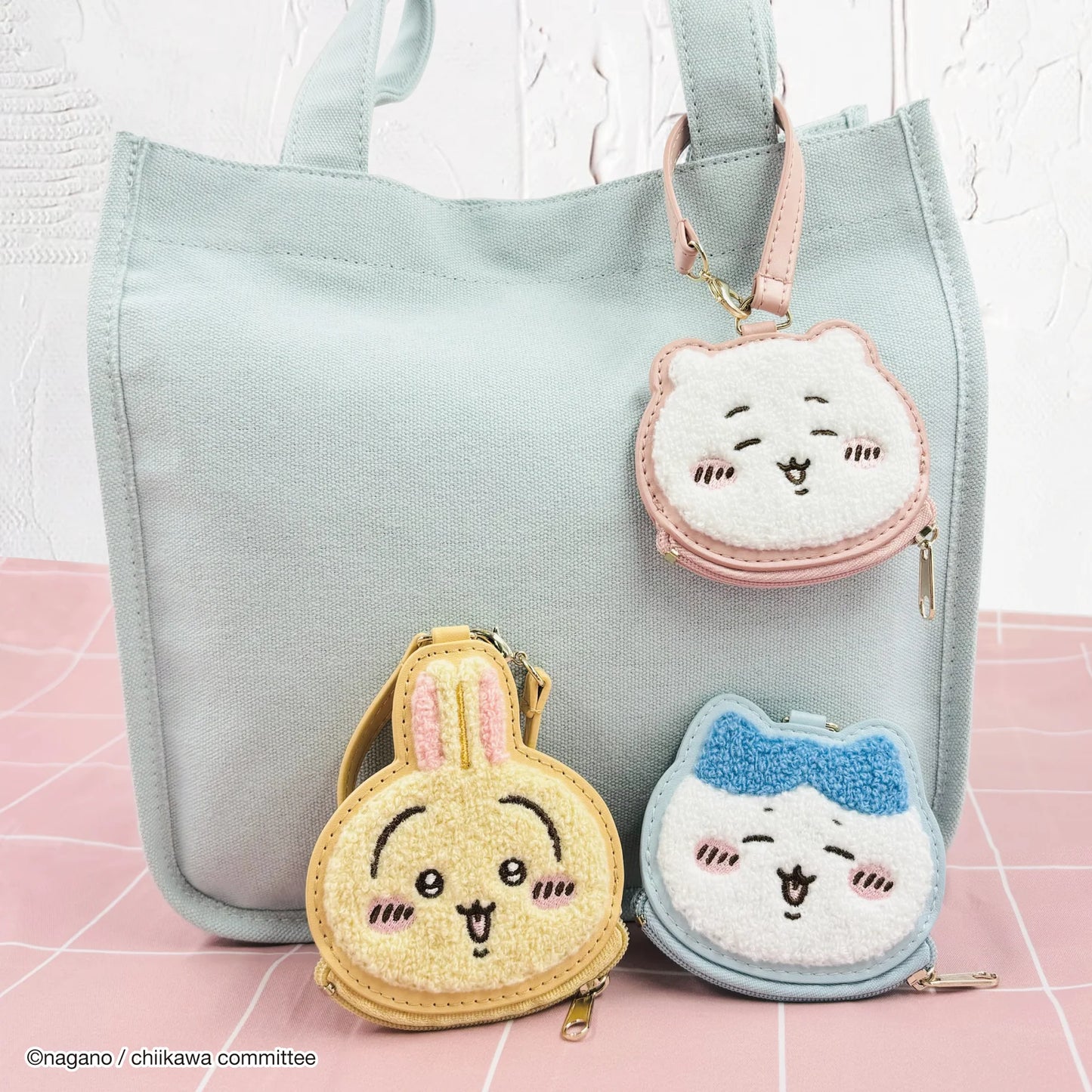 Chiikawa JP Sagala Mini Pouch with Face-Usagi
